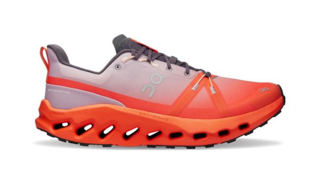 Zapatillas ON Cloudsurfer trail WP Maume/Flame