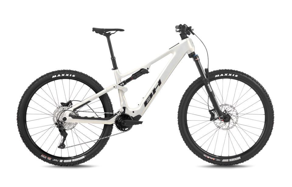 07540_0_20261019142318.jpg BH Ilynx Trail DL 7 9 Blanco